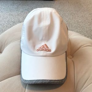 Adidas white cap I’m perfect condition